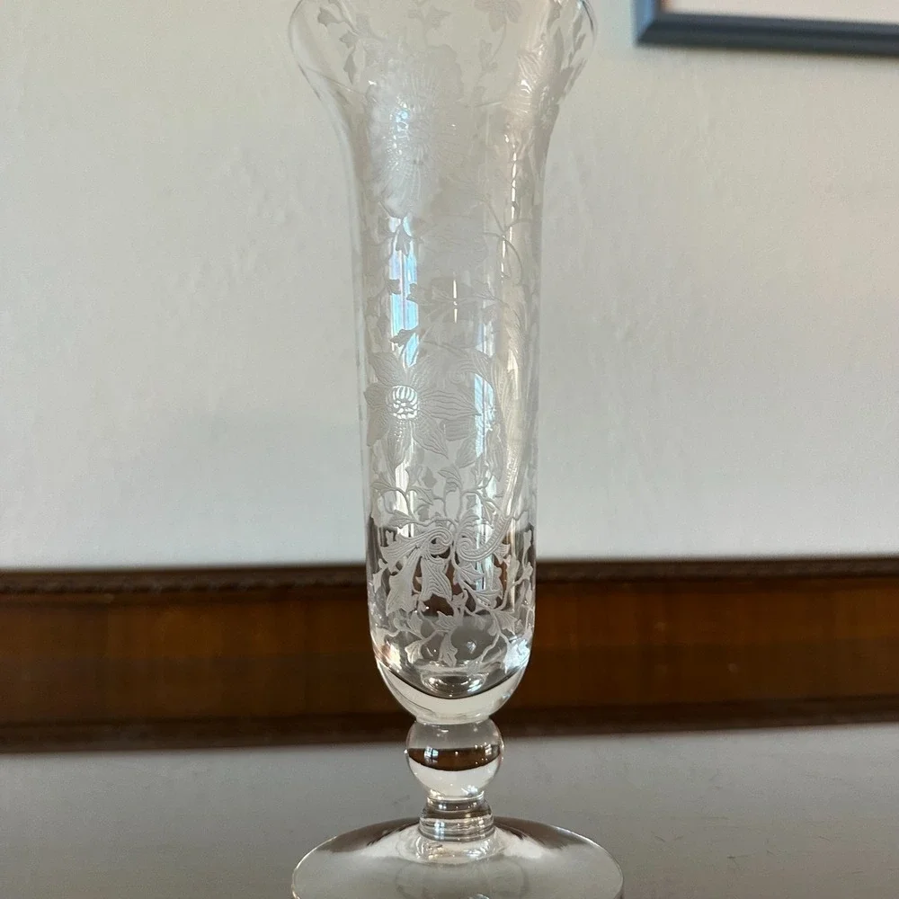 Cambridge Crystal 8.5'' Footed Floral Vase